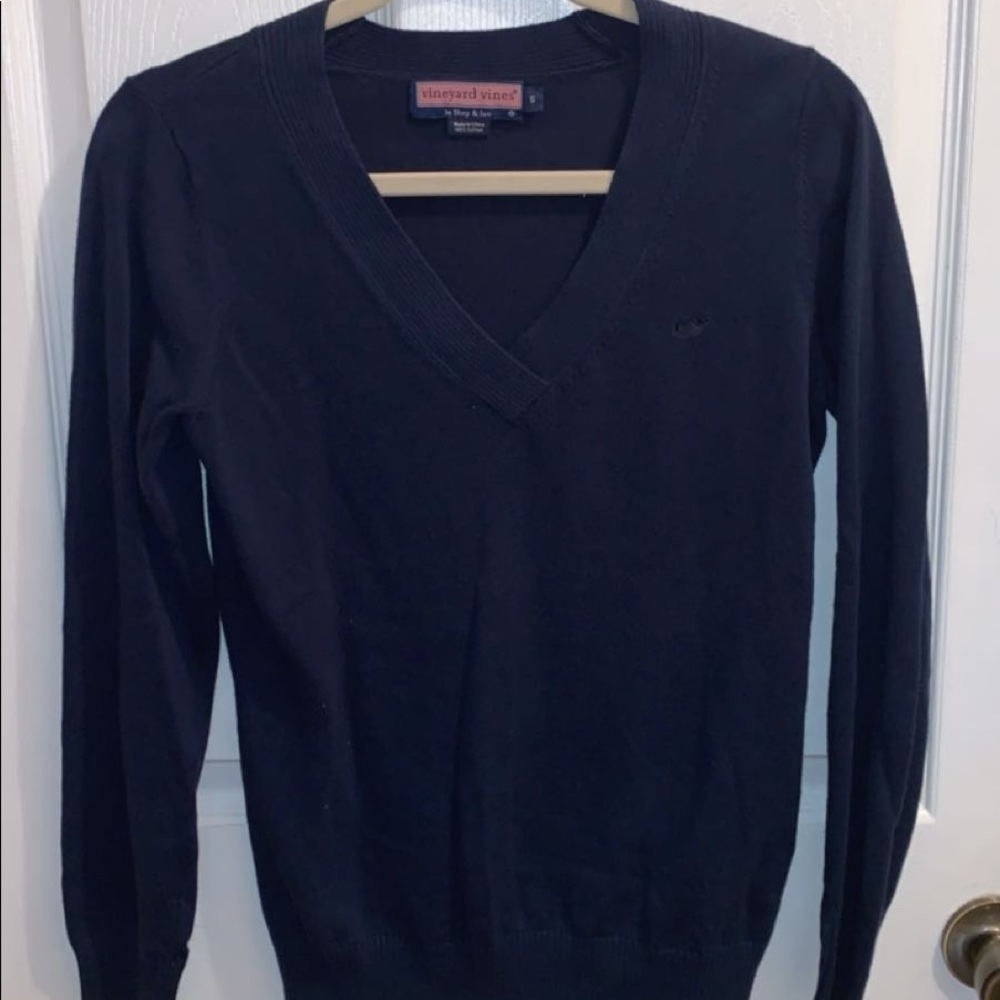 Vineyard vines blue v neck sweater